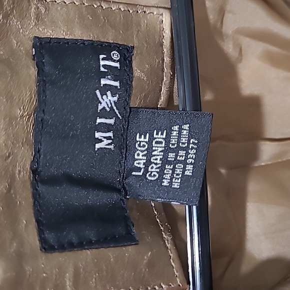 Leather Jacket - Picture 11 of 12